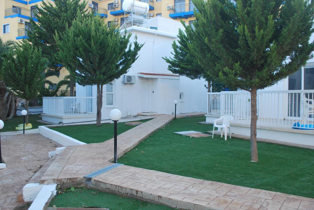 Flisvos Beach Apartments Protaras Cameră foto