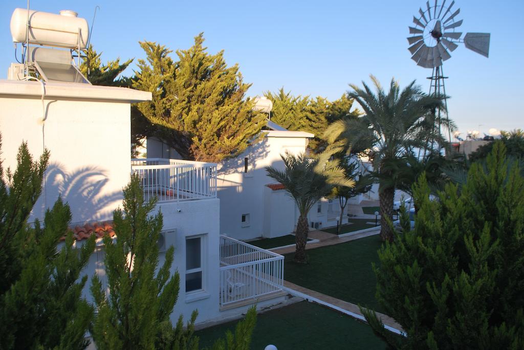 Flisvos Beach Apartments Protaras Exterior foto